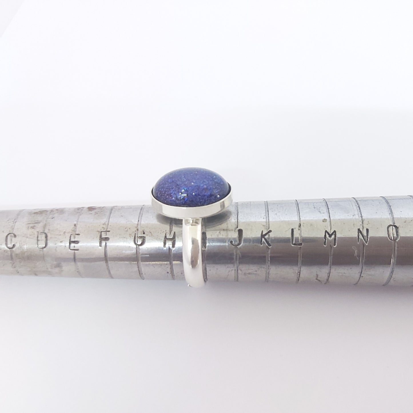 Handsmidd, Justerbar Ring av Silver med Silverinfattat Handgjort Dikroiskt Glas (925 Sterling Silver)