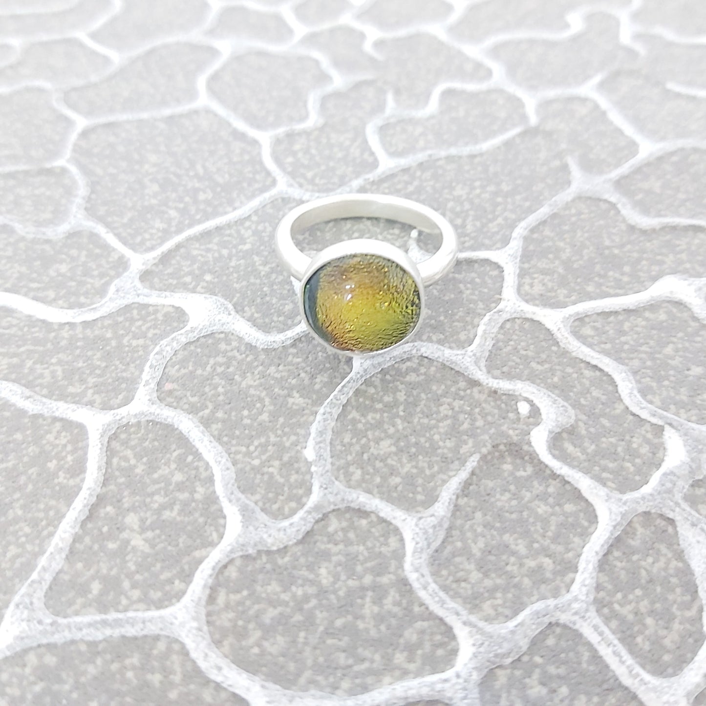 Handmade sterling silver dichroic ring (925 Sterling Silver)