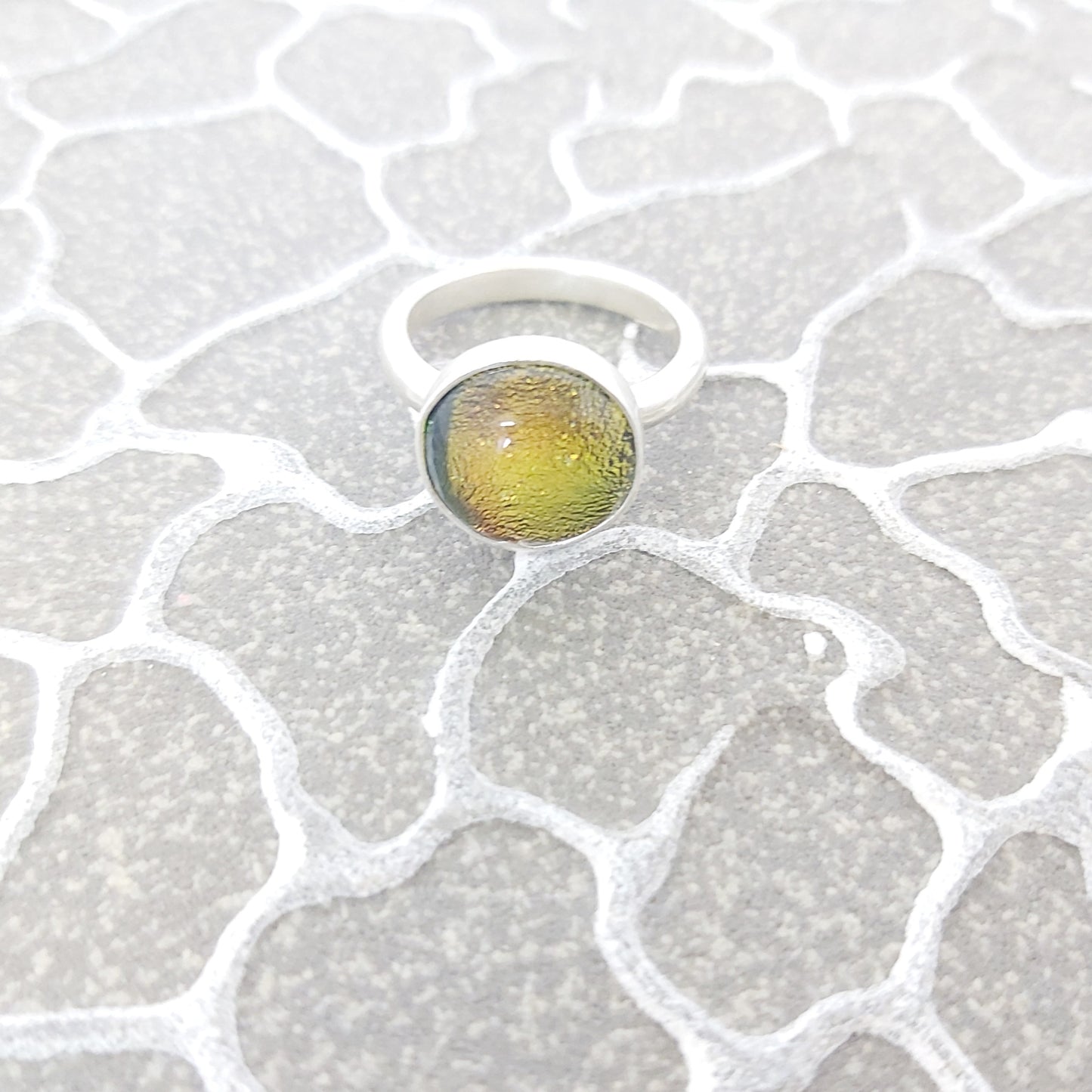 Handmade sterling silver dichroic ring (925 Sterling Silver)