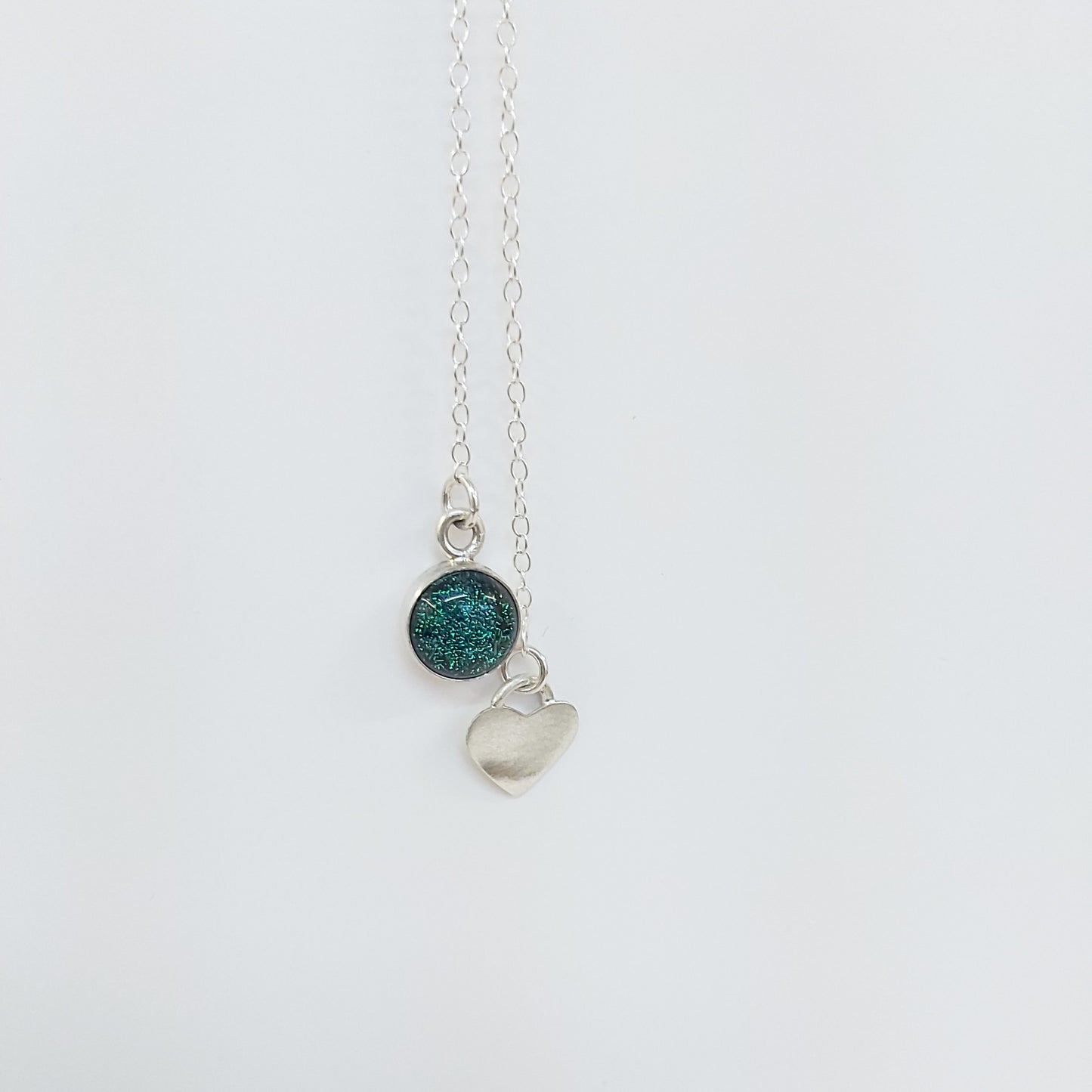 Halsband - Smaragdgrönt dikroiskt glas (925 Sterling Silver)