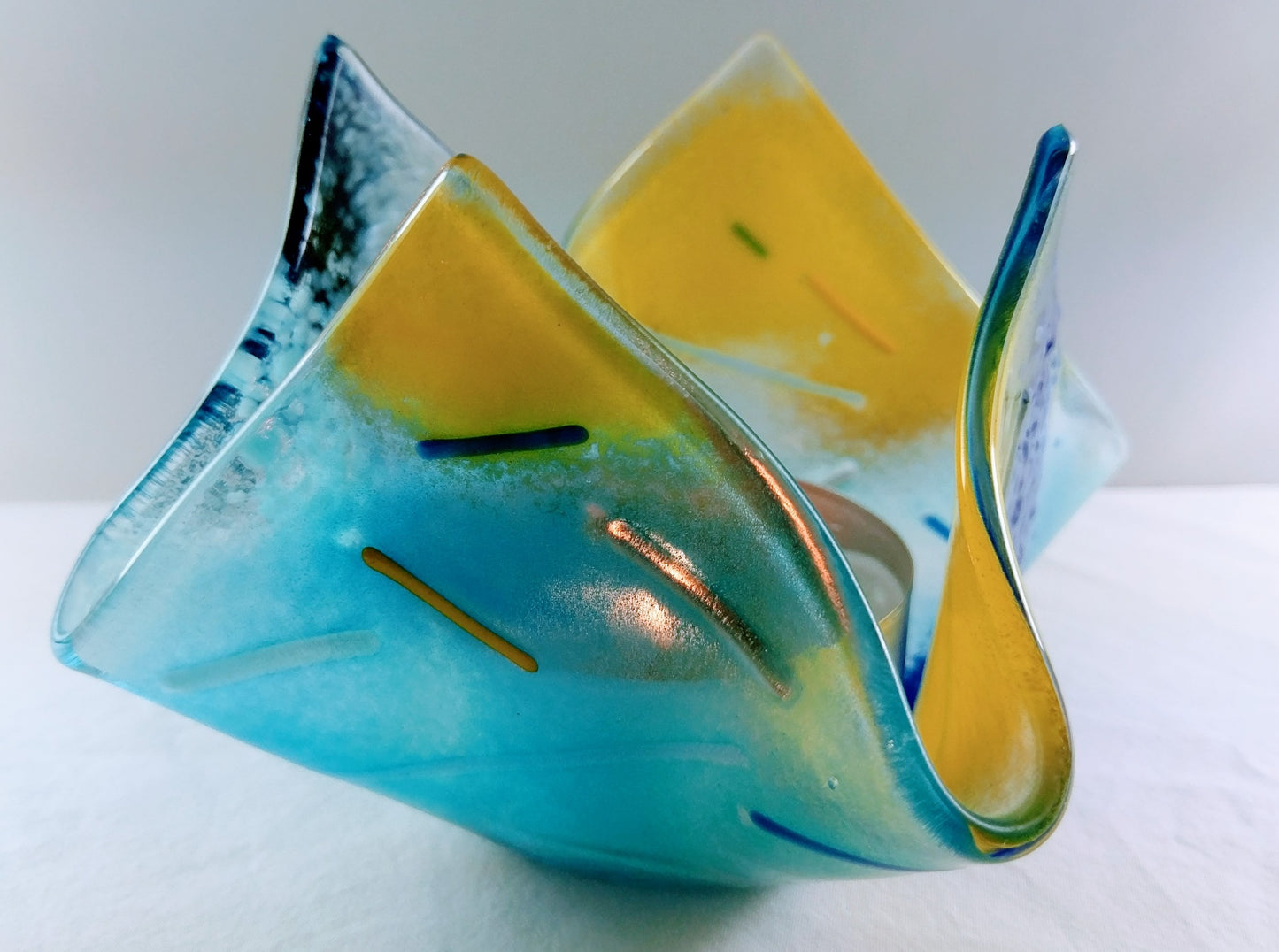 Prova på Fused Glaskonst: Designa och Tillverka Ditt Alldeles Egna och Unika Glasföremål